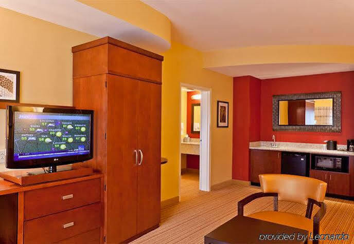 Courtyard By Marriott Charlotte Lake Norman Huntersville Esterno foto